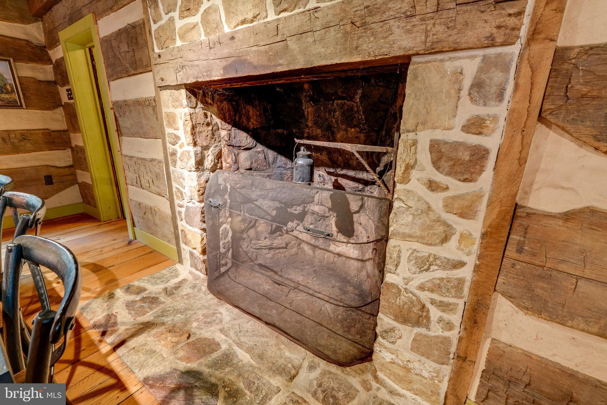 WEST NOTTINGHAM TW - Residential