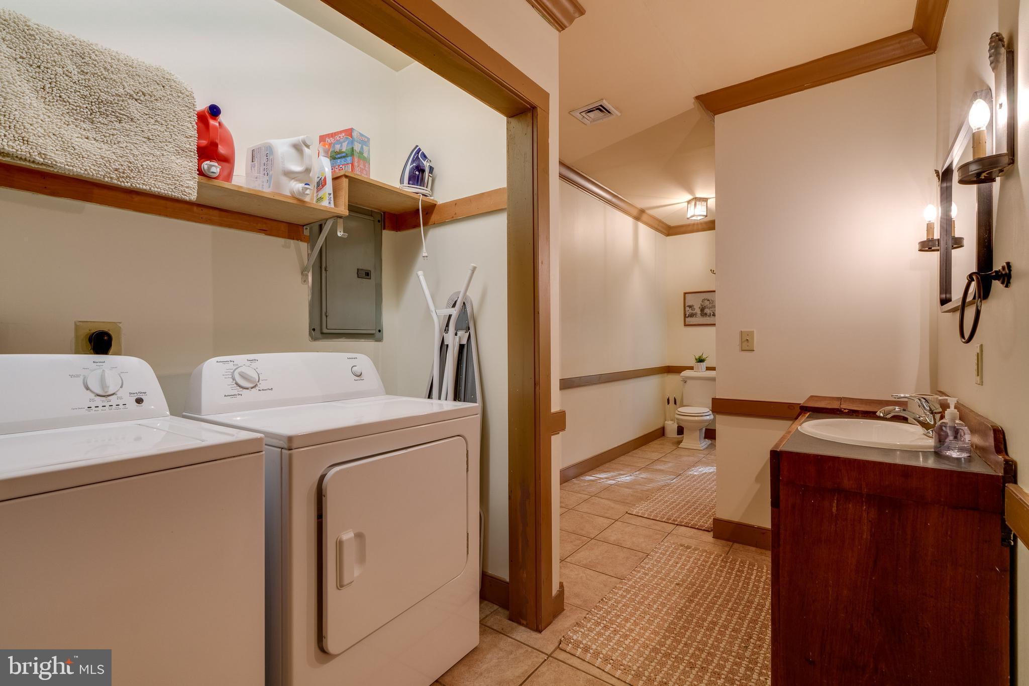 WEST NOTTINGHAM TW - Residential