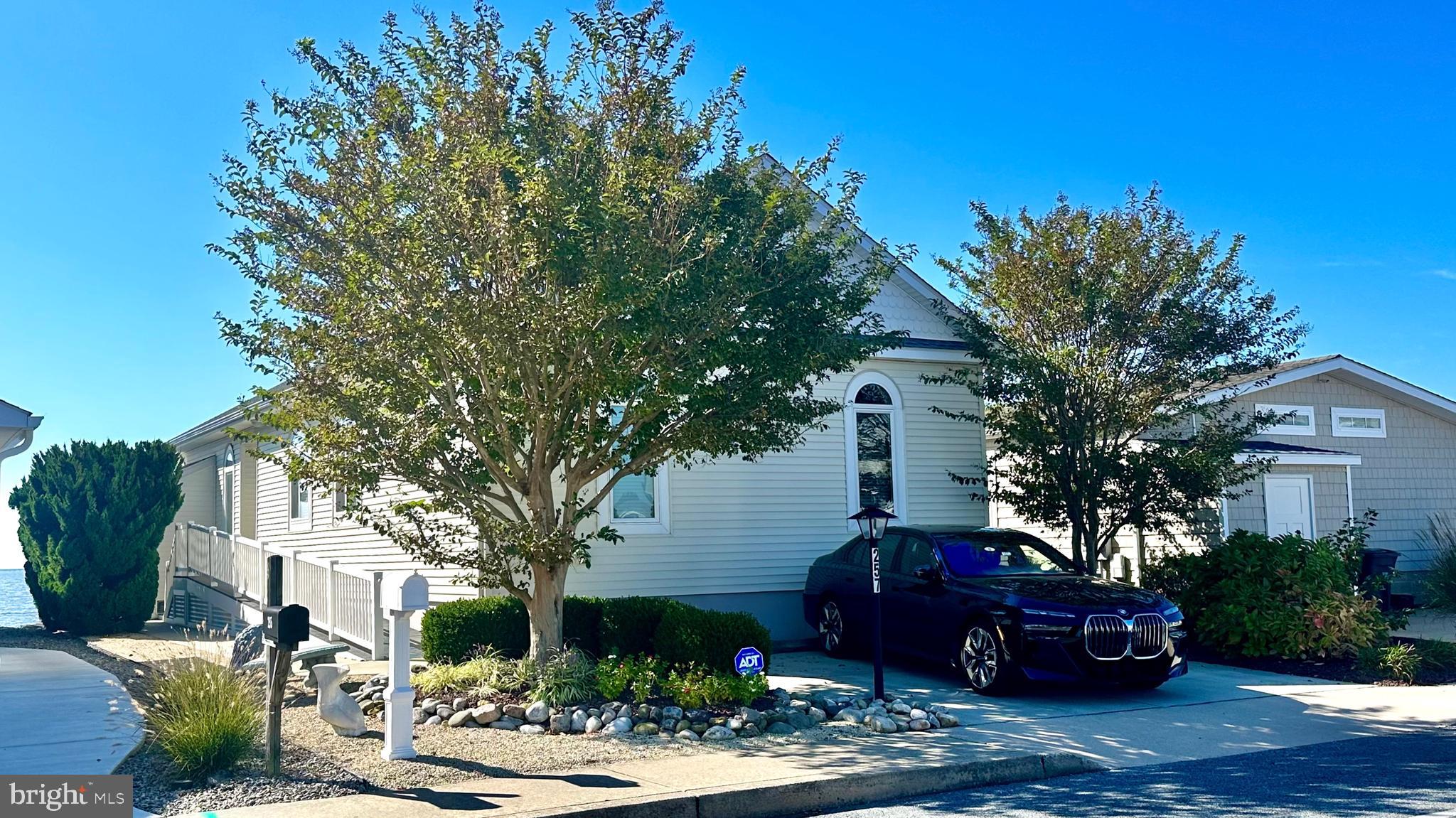 MONTEGO BAY - Residential