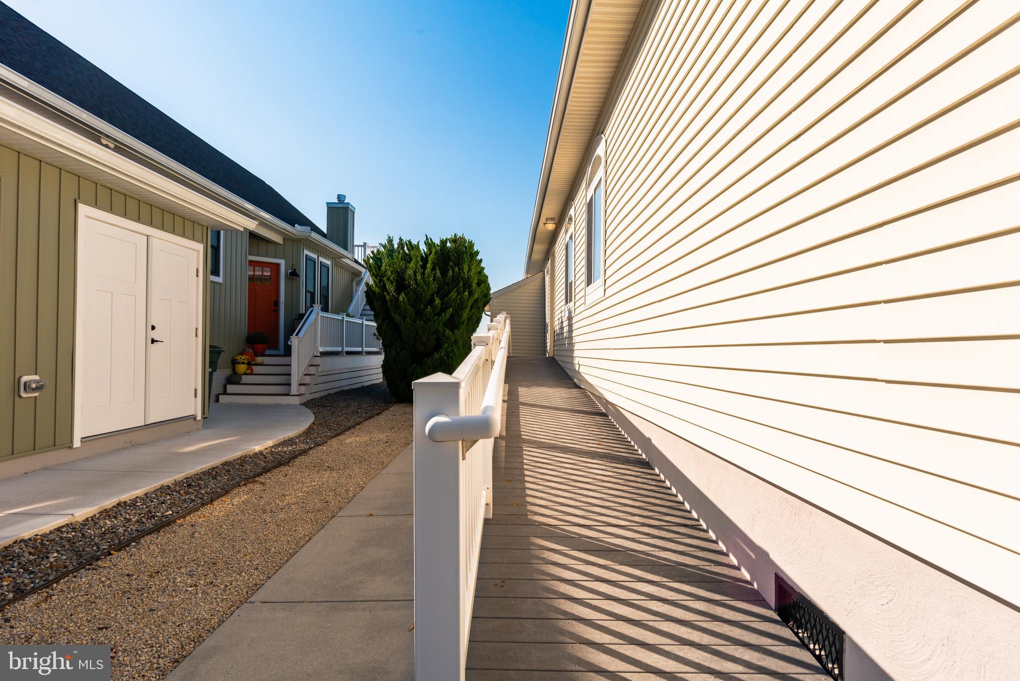 MONTEGO BAY - Residential