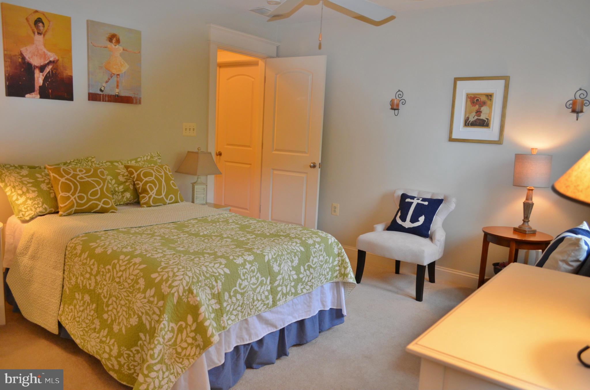 HOLLY HILL HARBOR - Residential