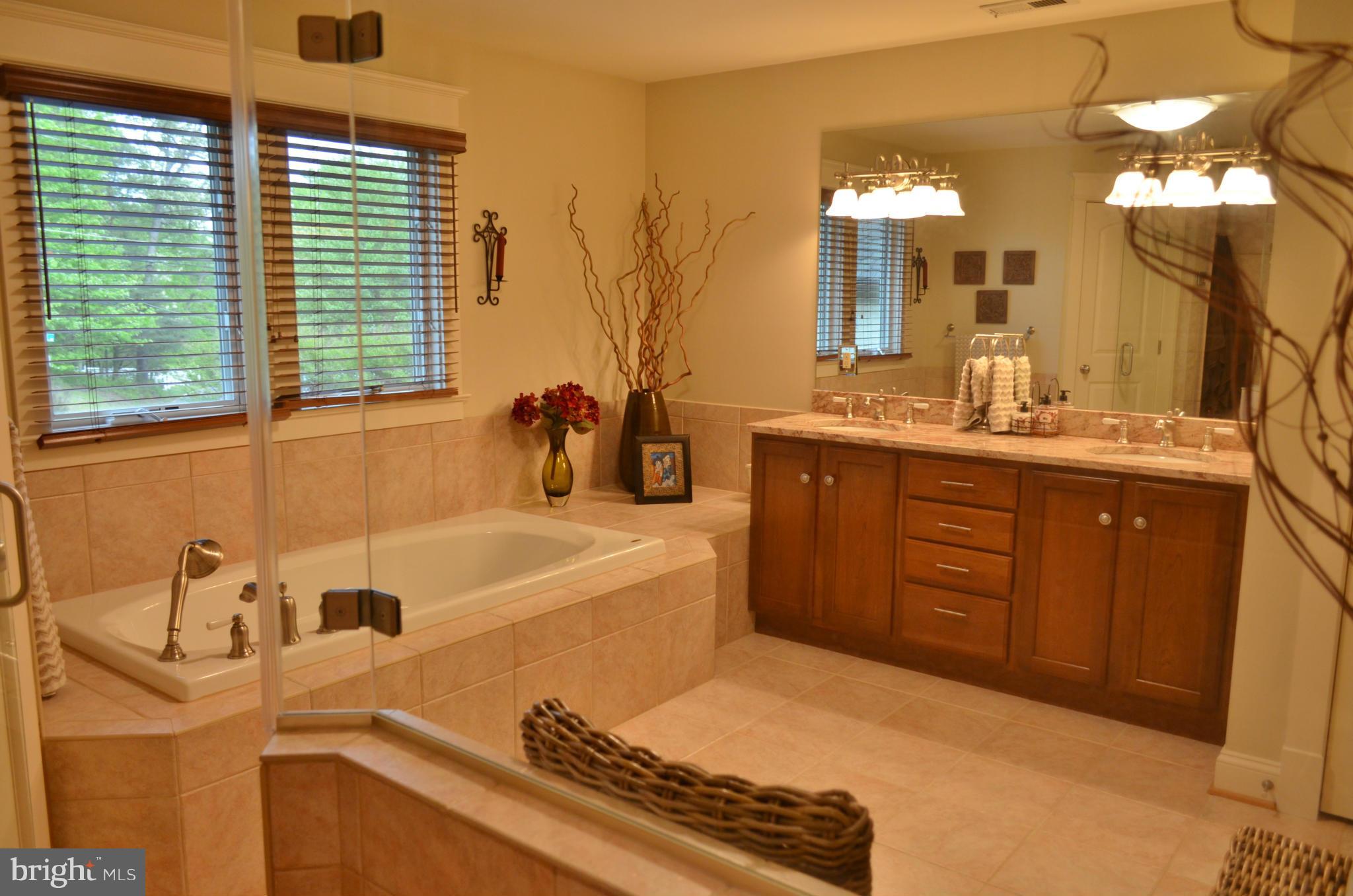 HOLLY HILL HARBOR - Residential