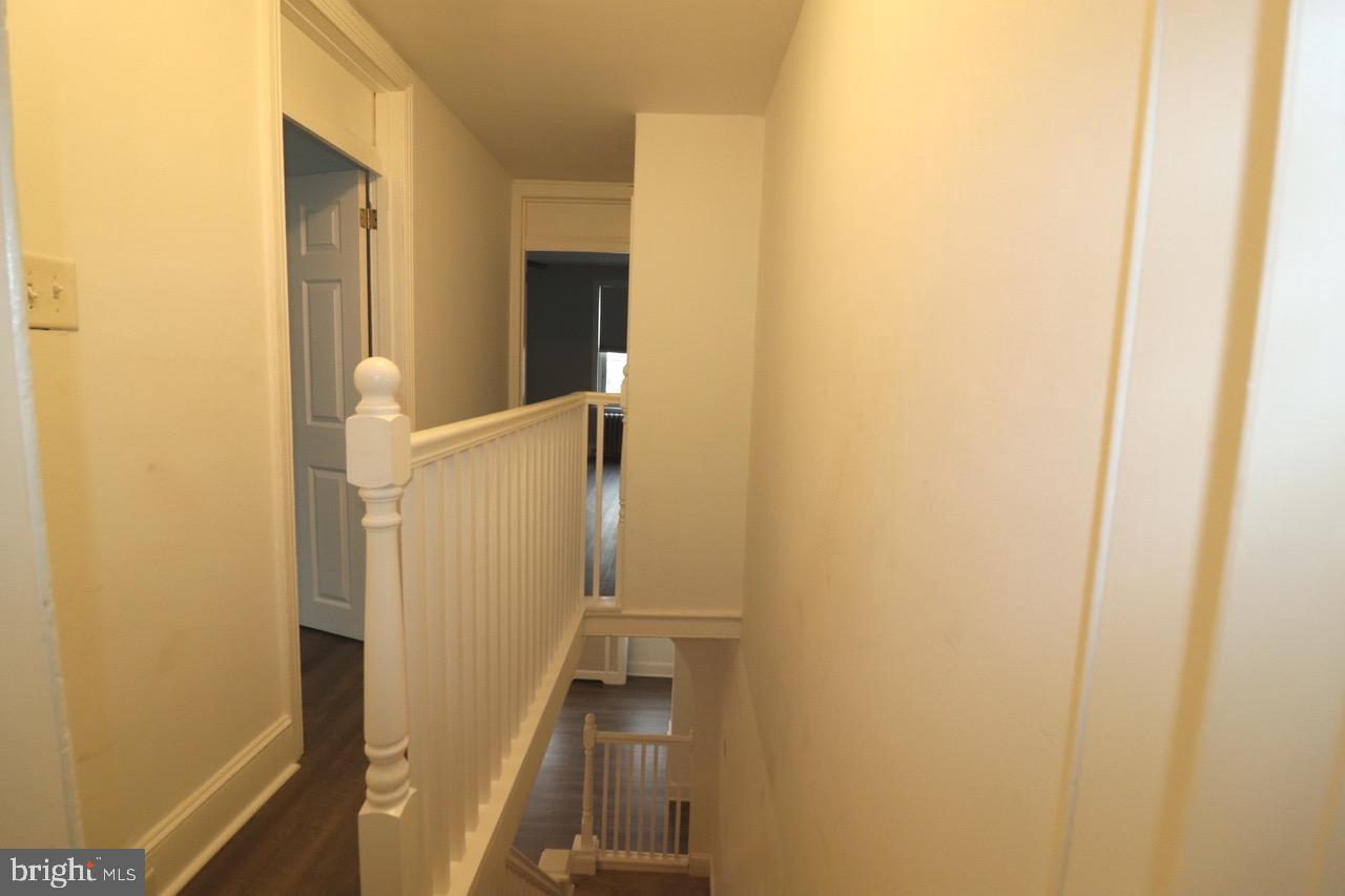 BRIDESBURG - Residential