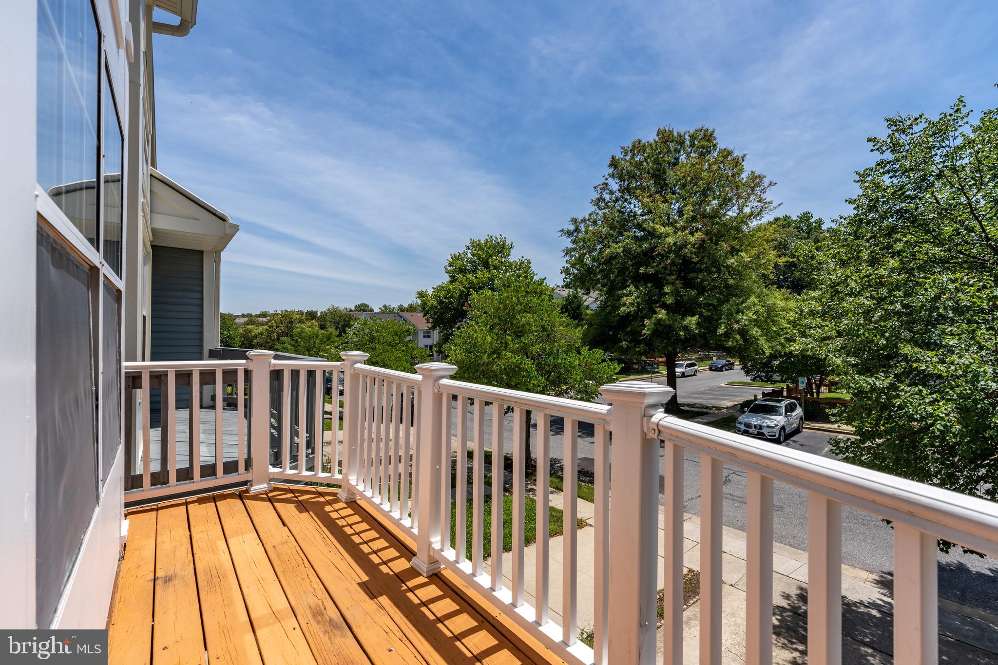 LAUREL LAKES - Residential