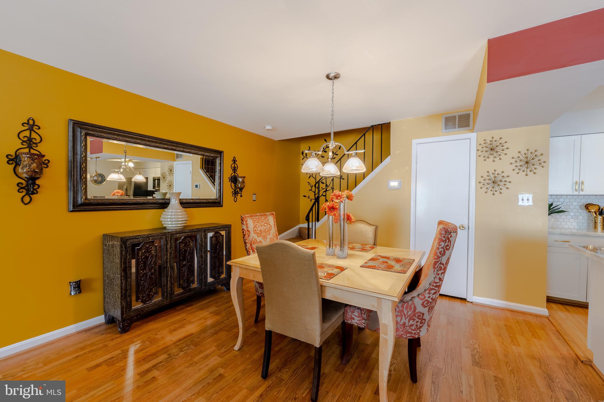 LAUREL LAKES - Residential