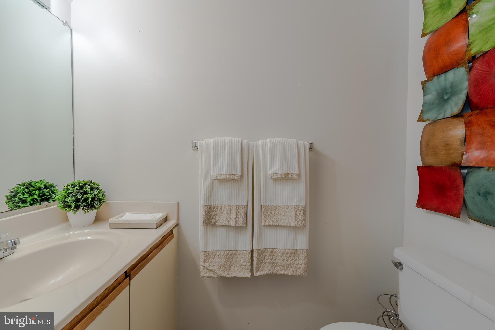 LAUREL LAKES - Residential