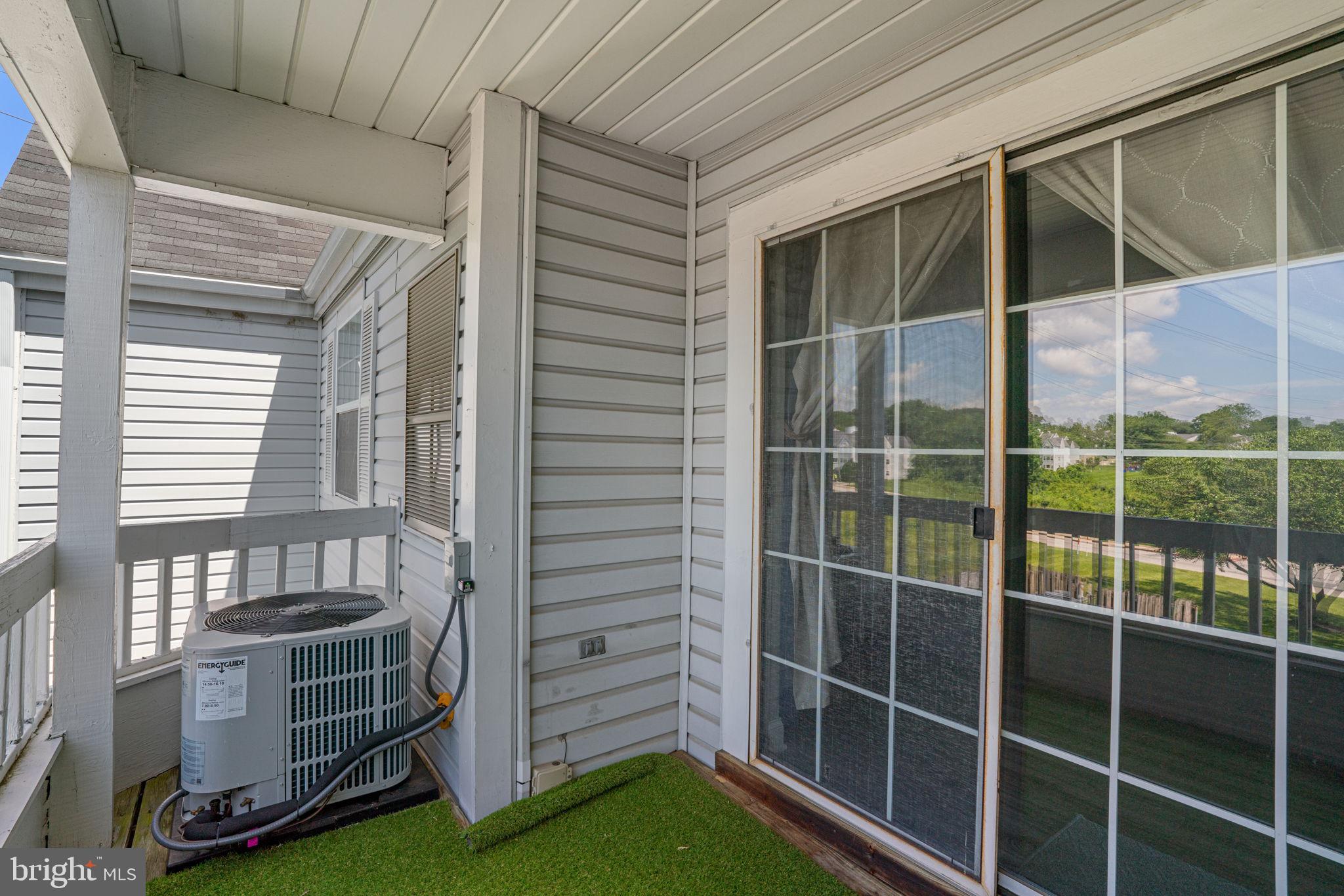 MONTGOMERY RUN - Residential Lease