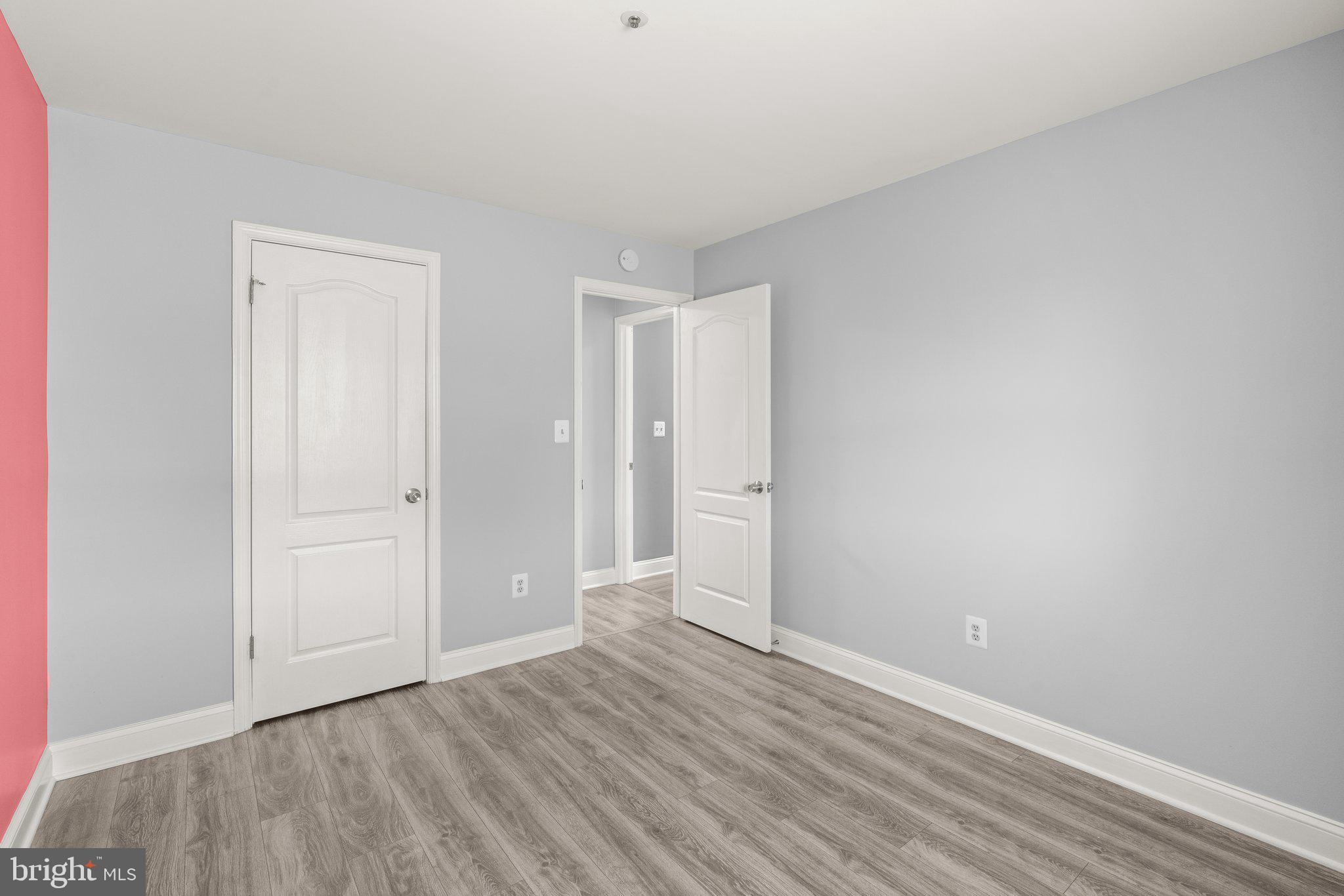 MONTGOMERY RUN - Residential Lease