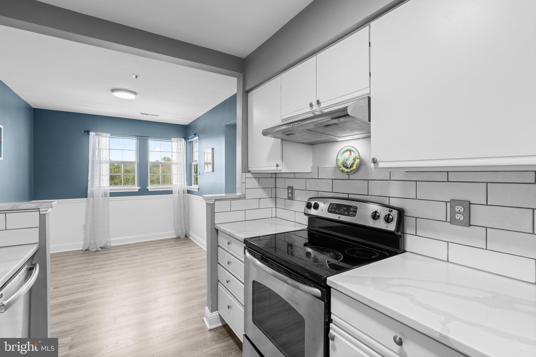 MONTGOMERY RUN - Residential Lease