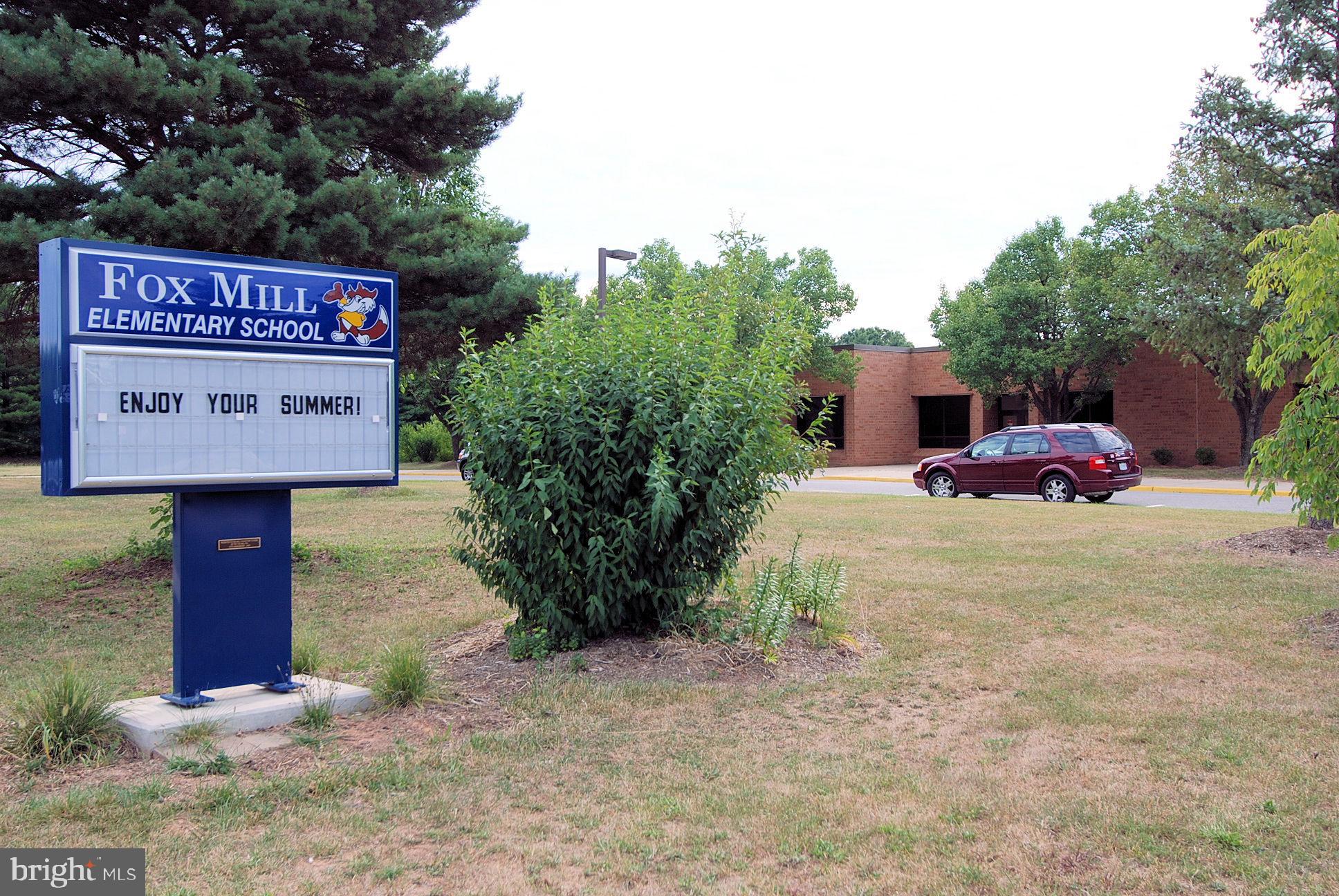 FOX MILL ESTATES - Residential