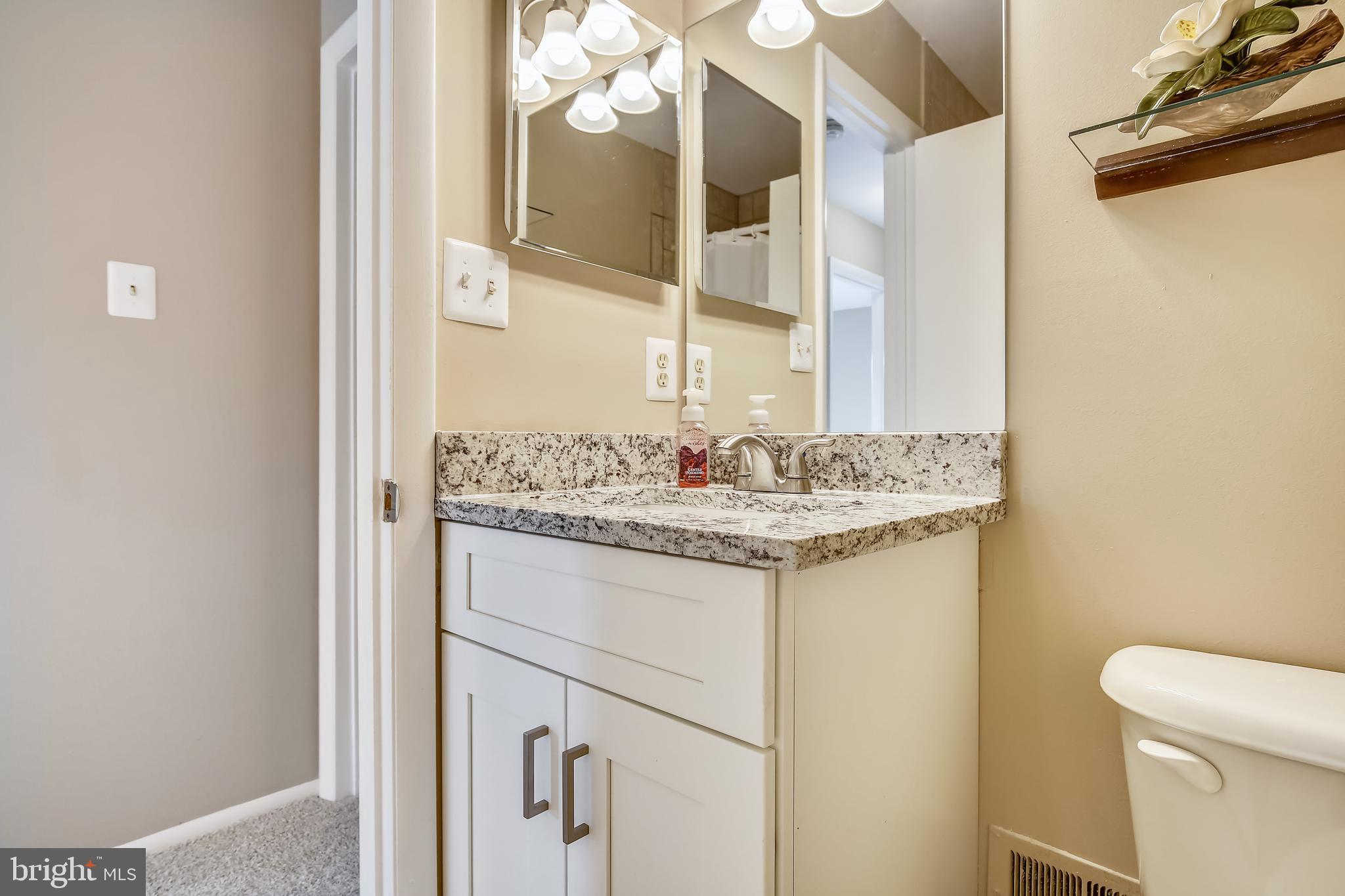 FOX MILL ESTATES - Residential