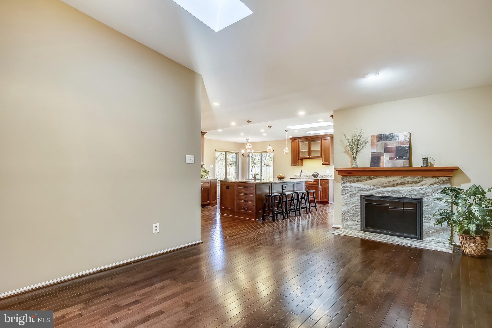 FOX MILL ESTATES - Residential