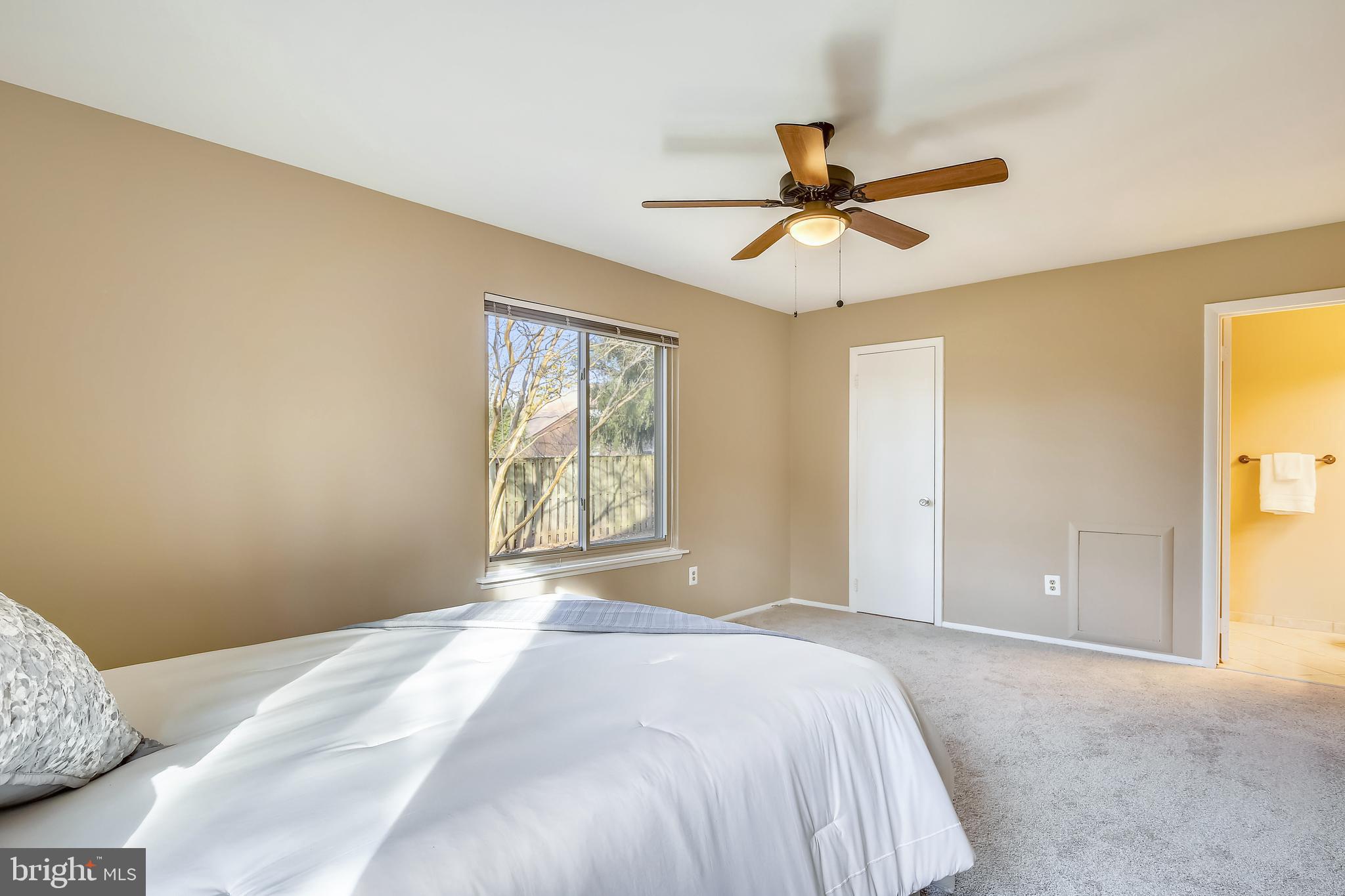 FOX MILL ESTATES - Residential