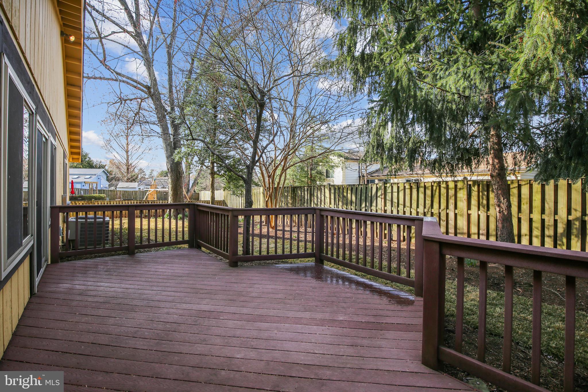 FOX MILL ESTATES - Residential