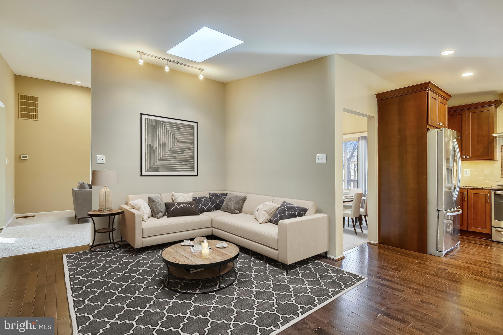FOX MILL ESTATES - Residential