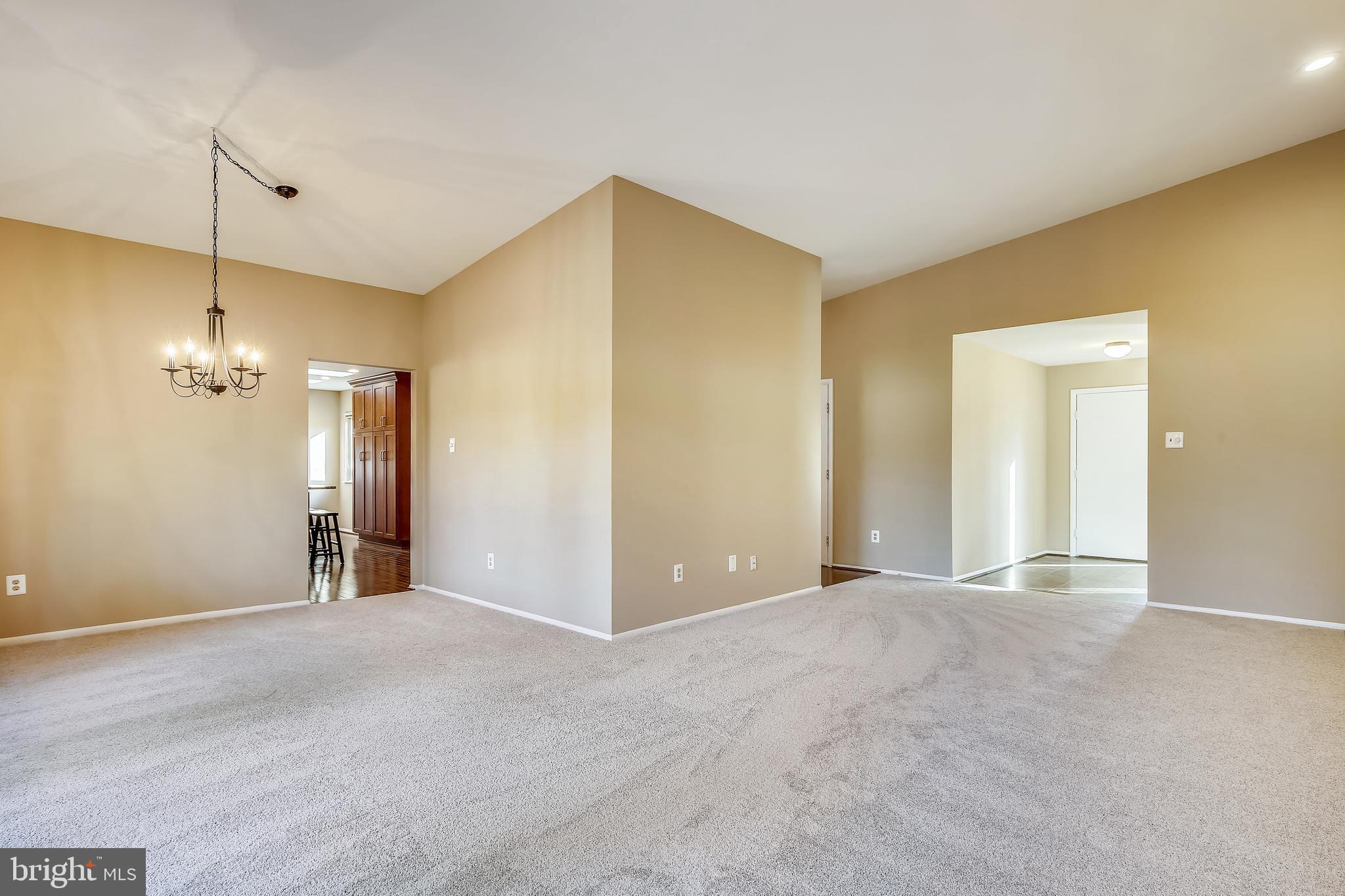 FOX MILL ESTATES - Residential