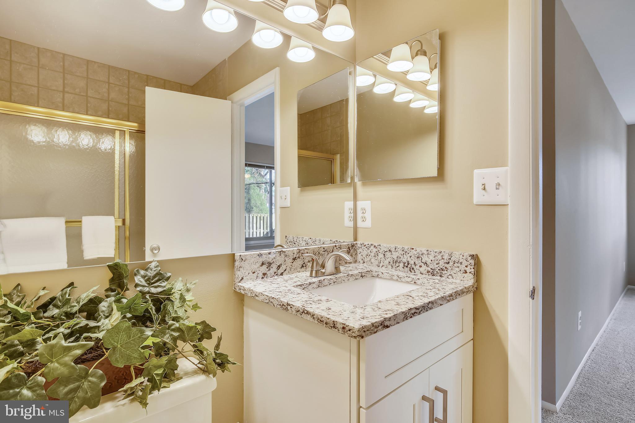 FOX MILL ESTATES - Residential