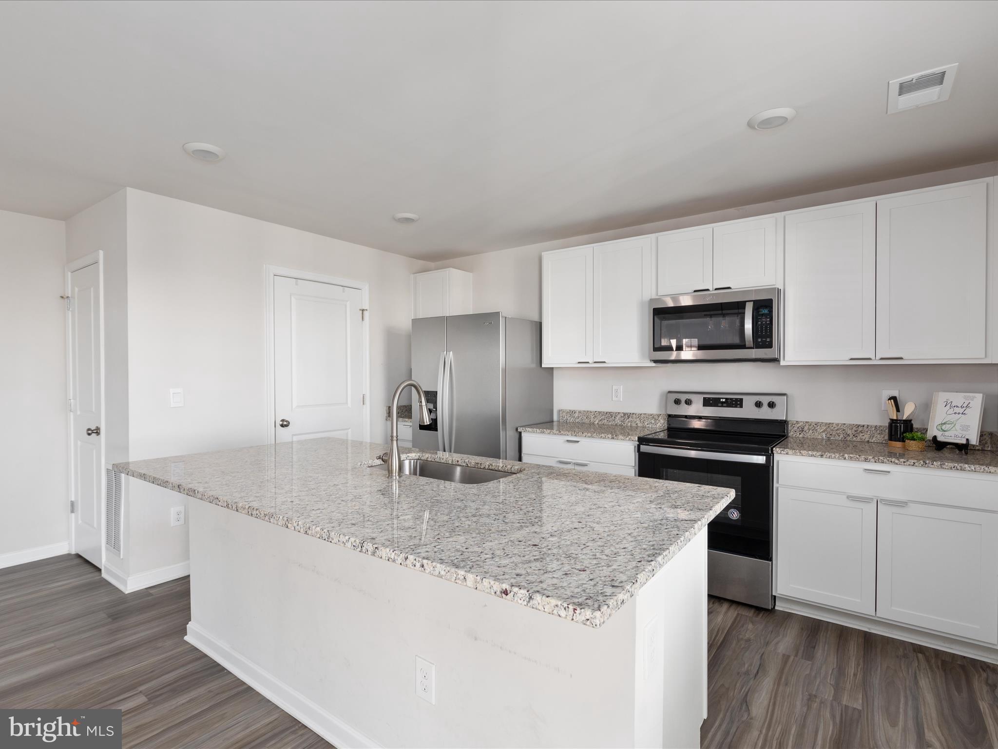 MAGNOLIA SPRINGS - Residential