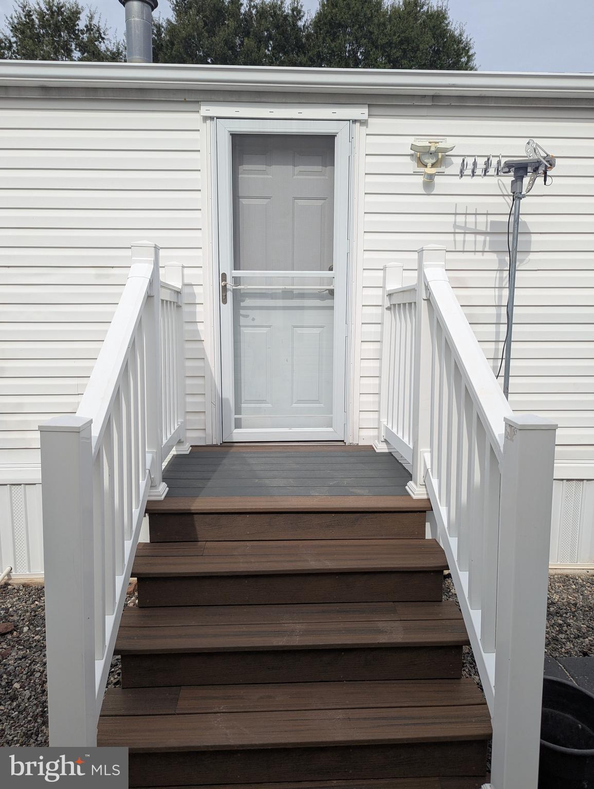 SPRING MEADOWS - Residential