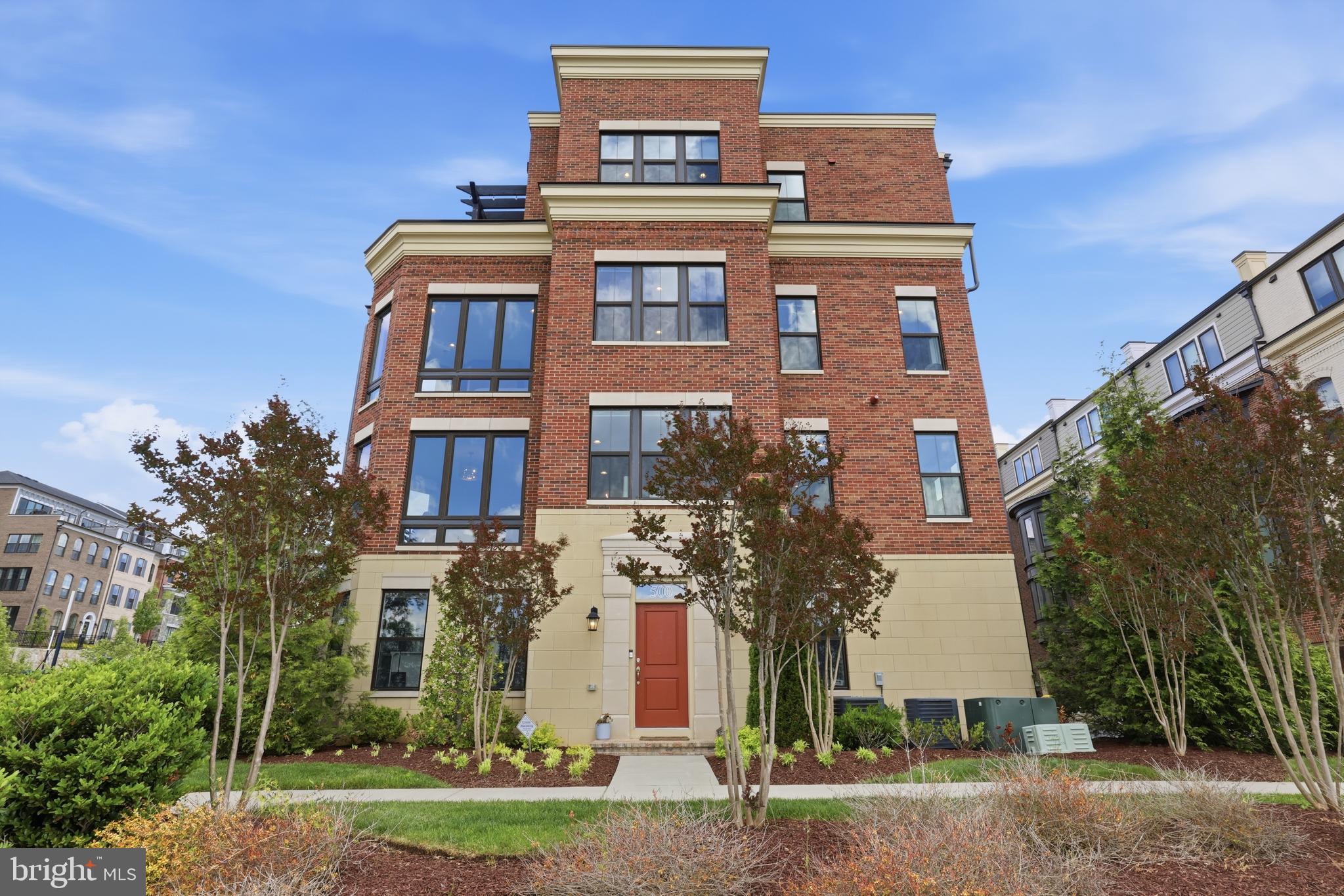 POTOMAC OVERLOOK CONDO - Residential