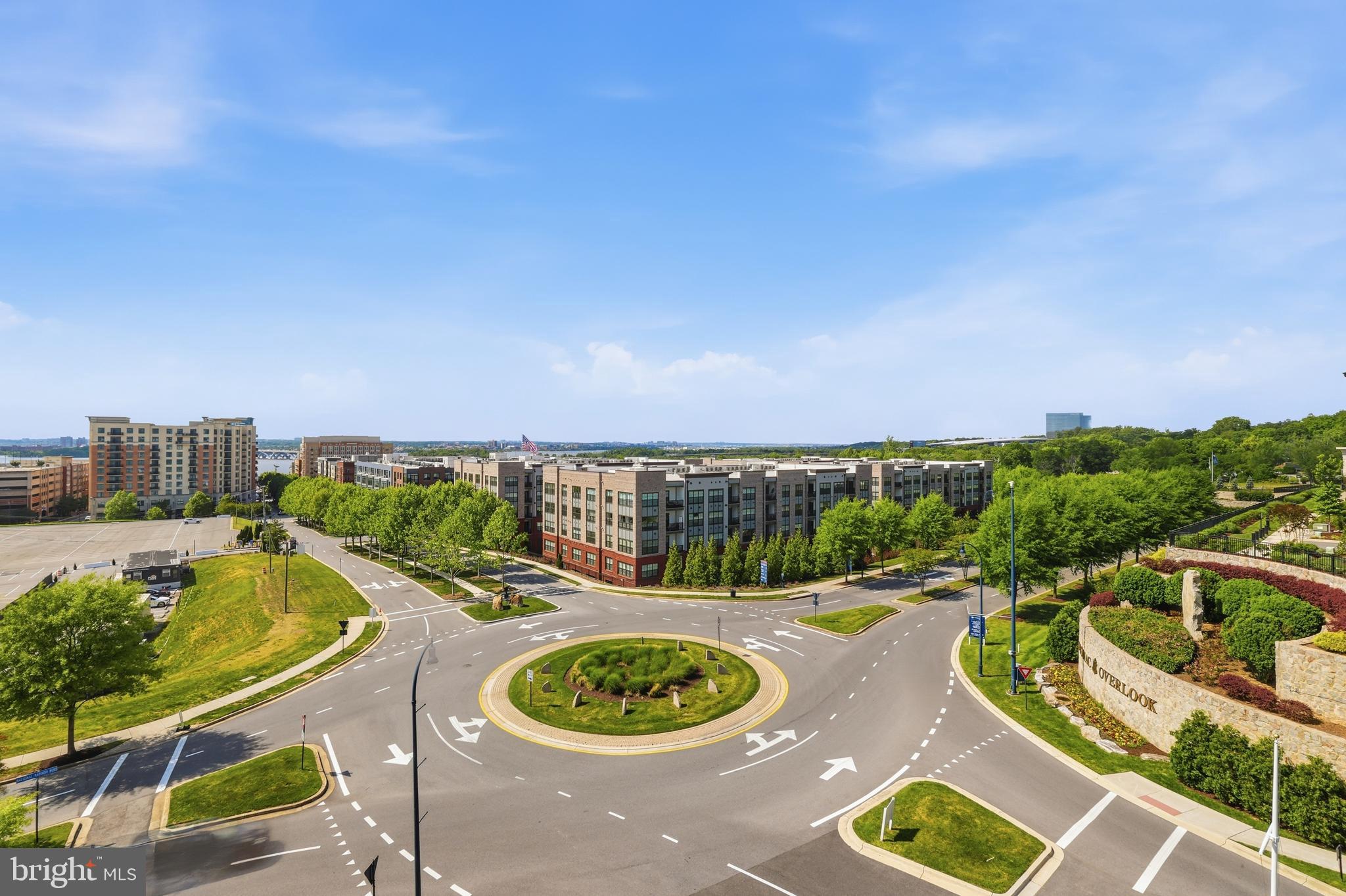 500 RIVERSAIL LANE 438