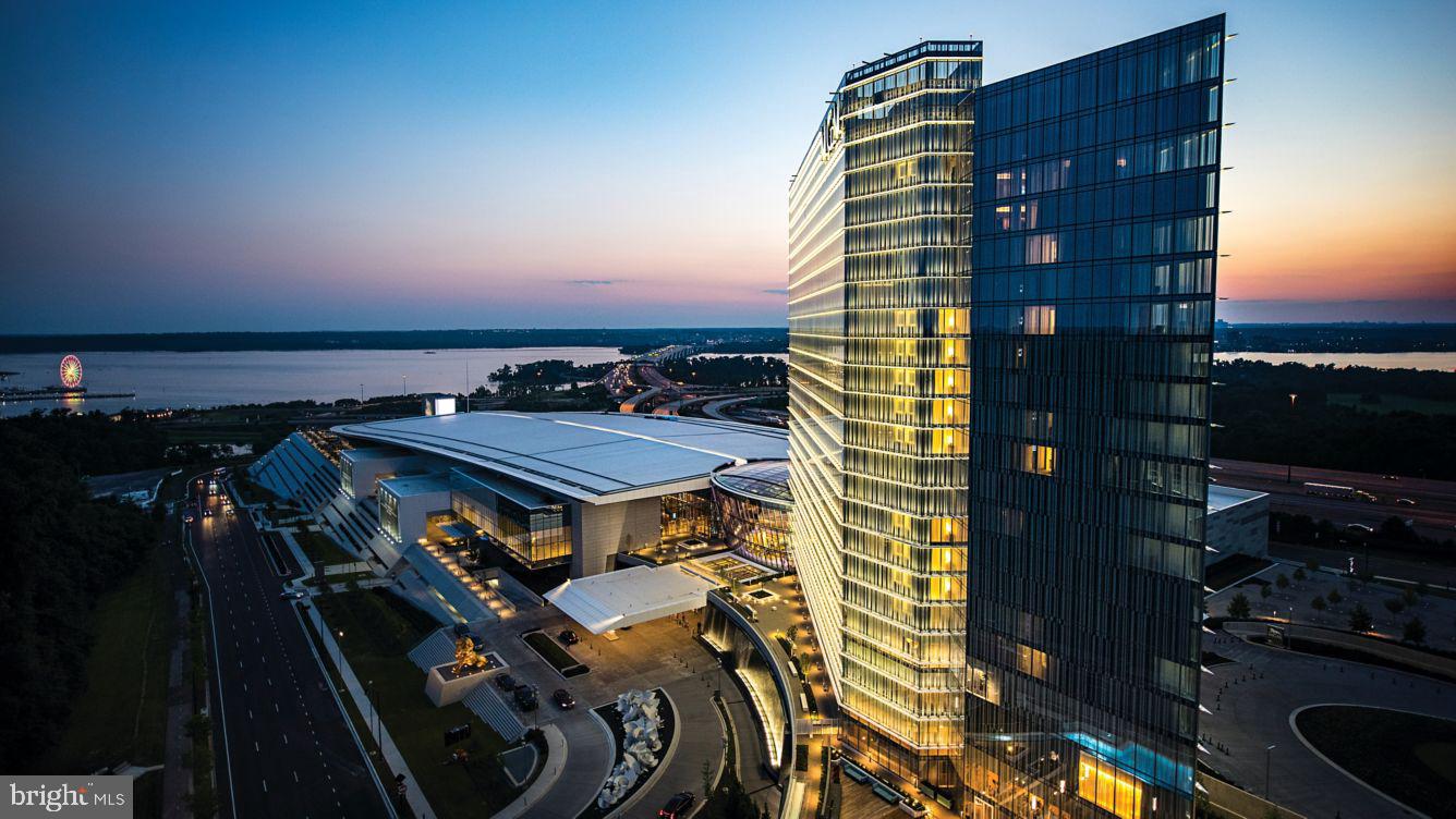 POTOMAC OVERLOOK CONDO - Residential