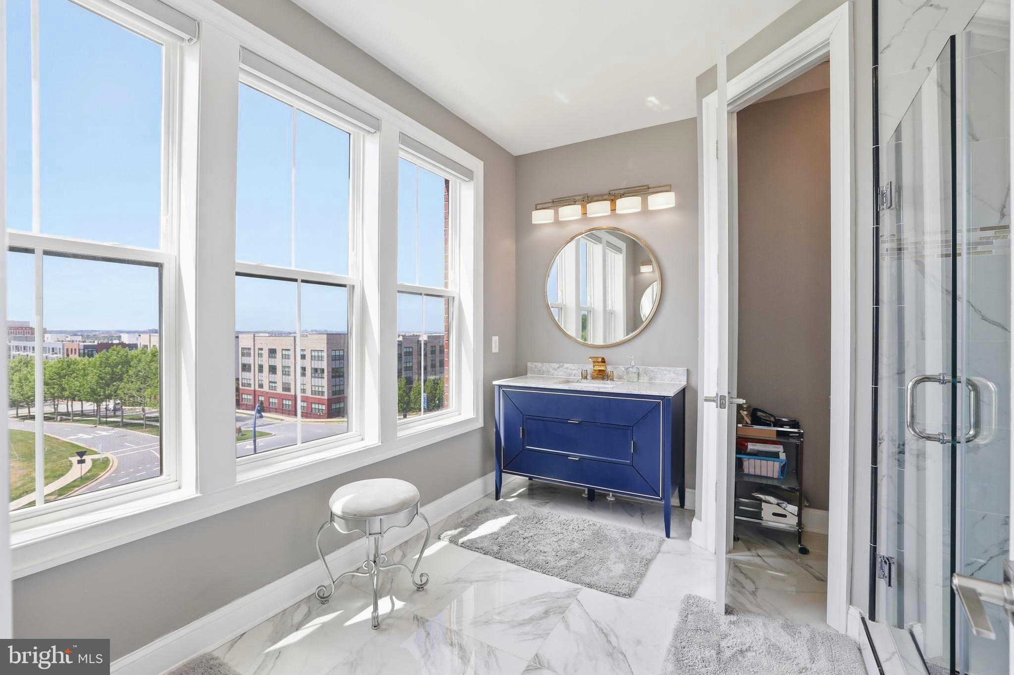 POTOMAC OVERLOOK CONDO - Residential