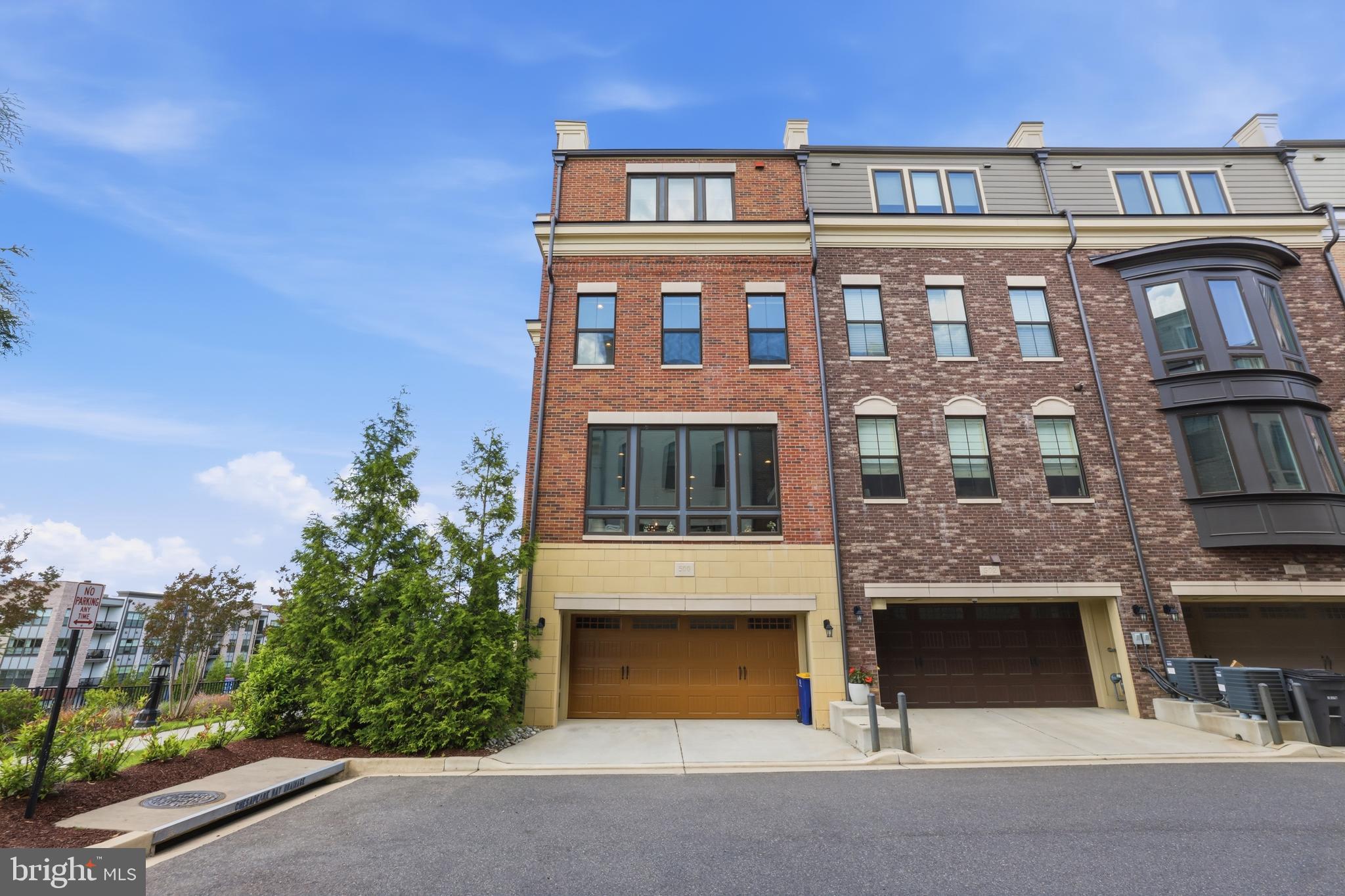 POTOMAC OVERLOOK CONDO - Residential