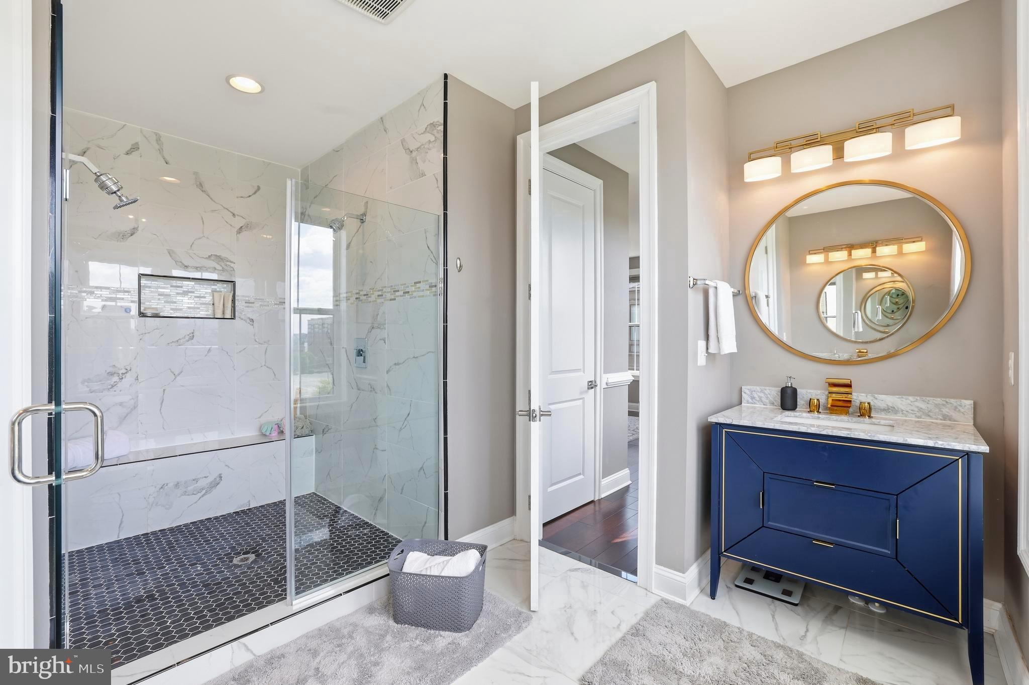 POTOMAC OVERLOOK CONDO - Residential