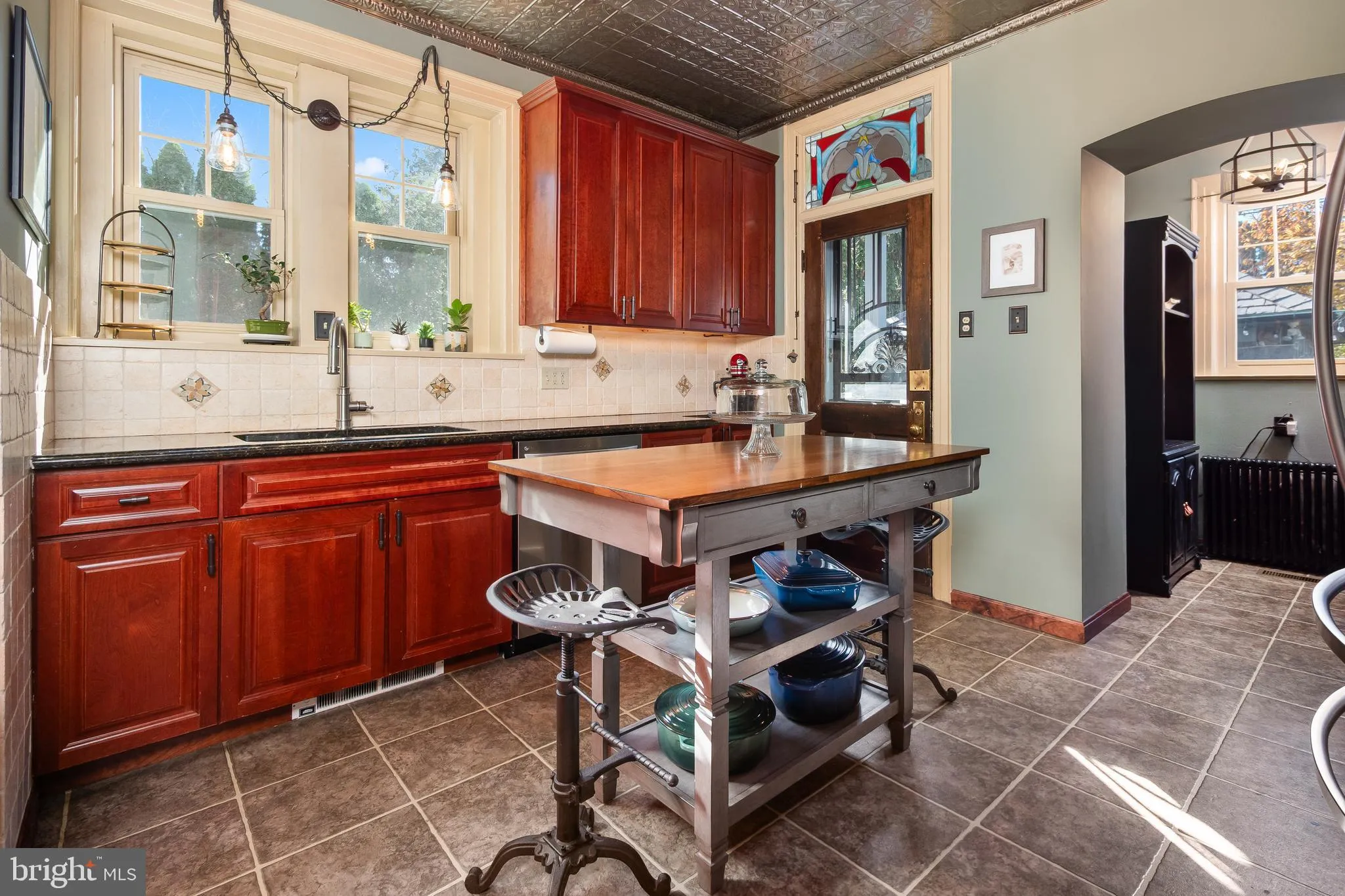 Allentown, Pennsylvania 18104, United States, 5 Bedrooms Bedrooms, ,3 BathroomsBathrooms,Residential,Coming Soon,242317