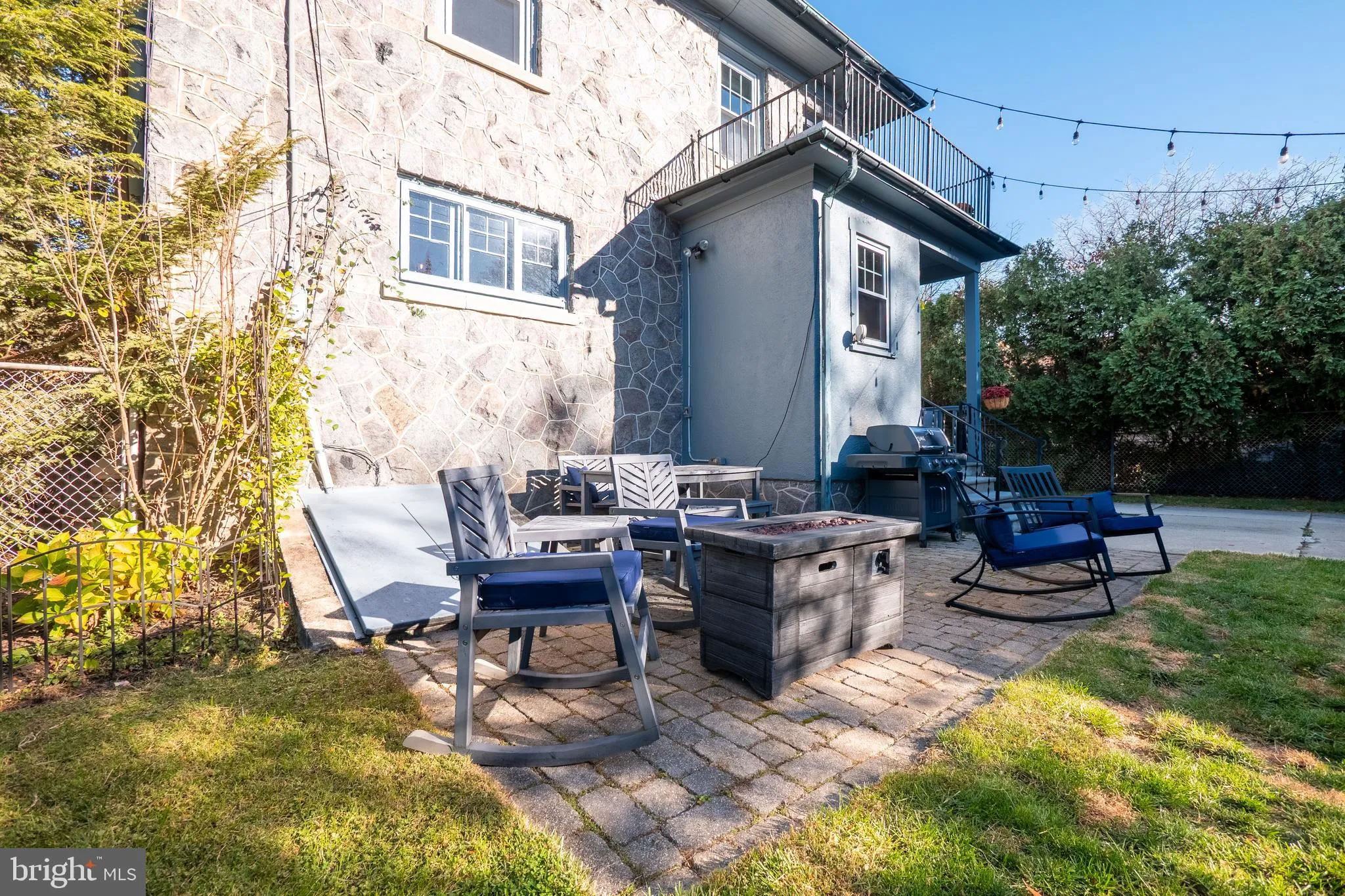 Allentown, Pennsylvania 18104, United States, 5 Bedrooms Bedrooms, ,3 BathroomsBathrooms,Residential,Coming Soon,242317