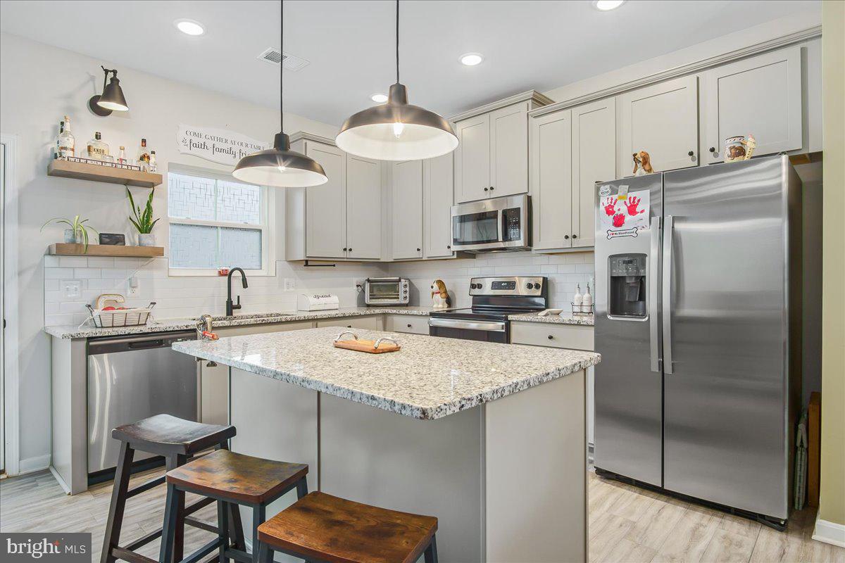 DILLON FARM - Residential