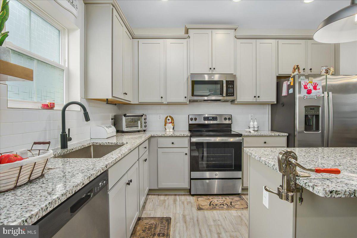 DILLON FARM - Residential