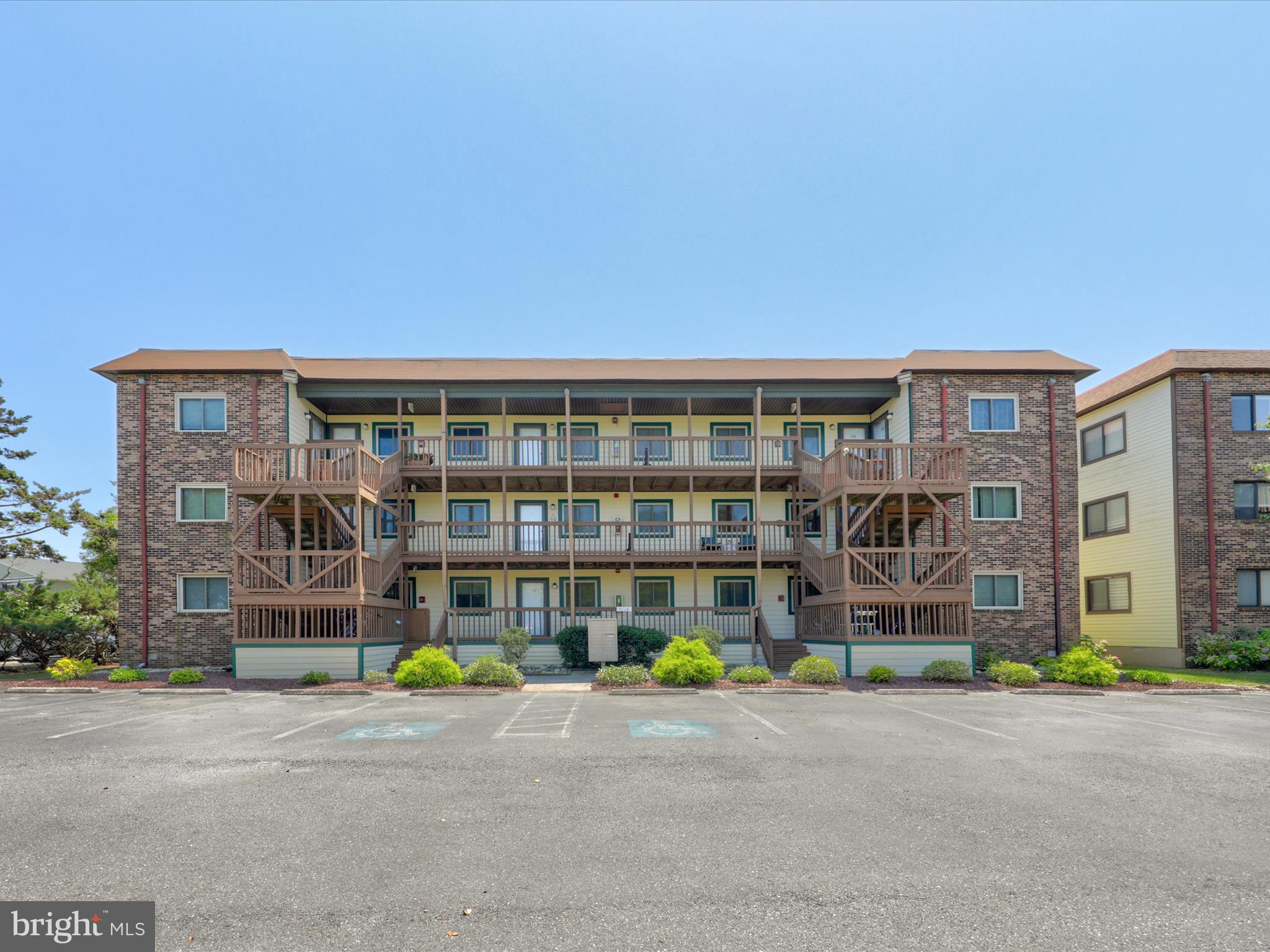 CAINE WOODS - Residential