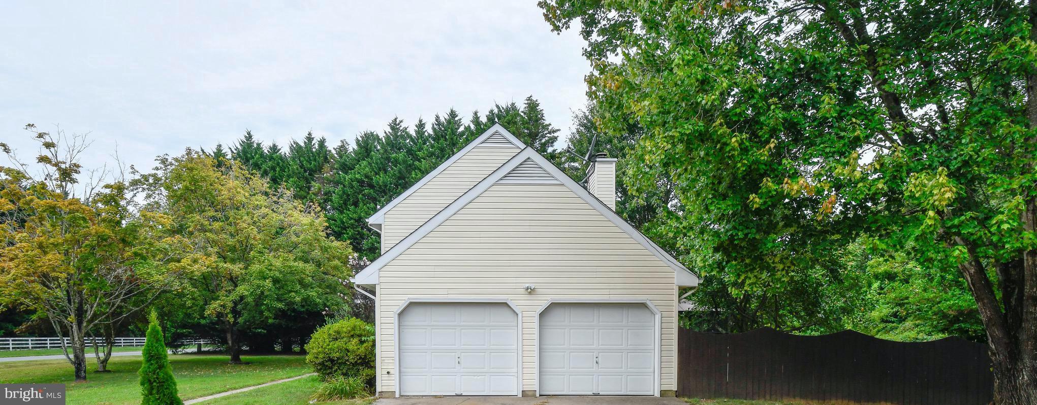 PEPPERMILL ESTATES - Residential