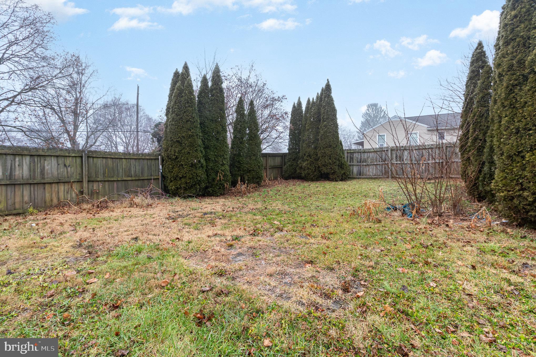 EAST PENNSBORO - Residential