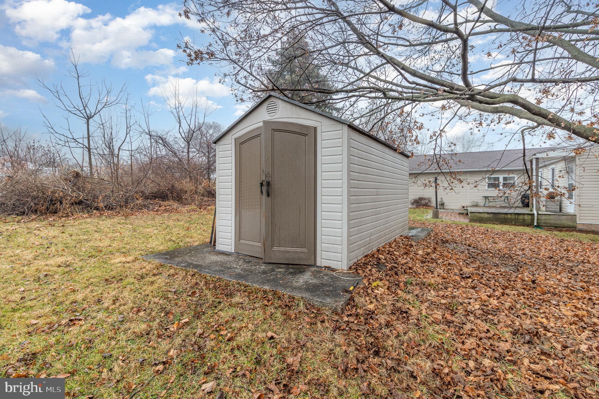 EAST PENNSBORO - Residential