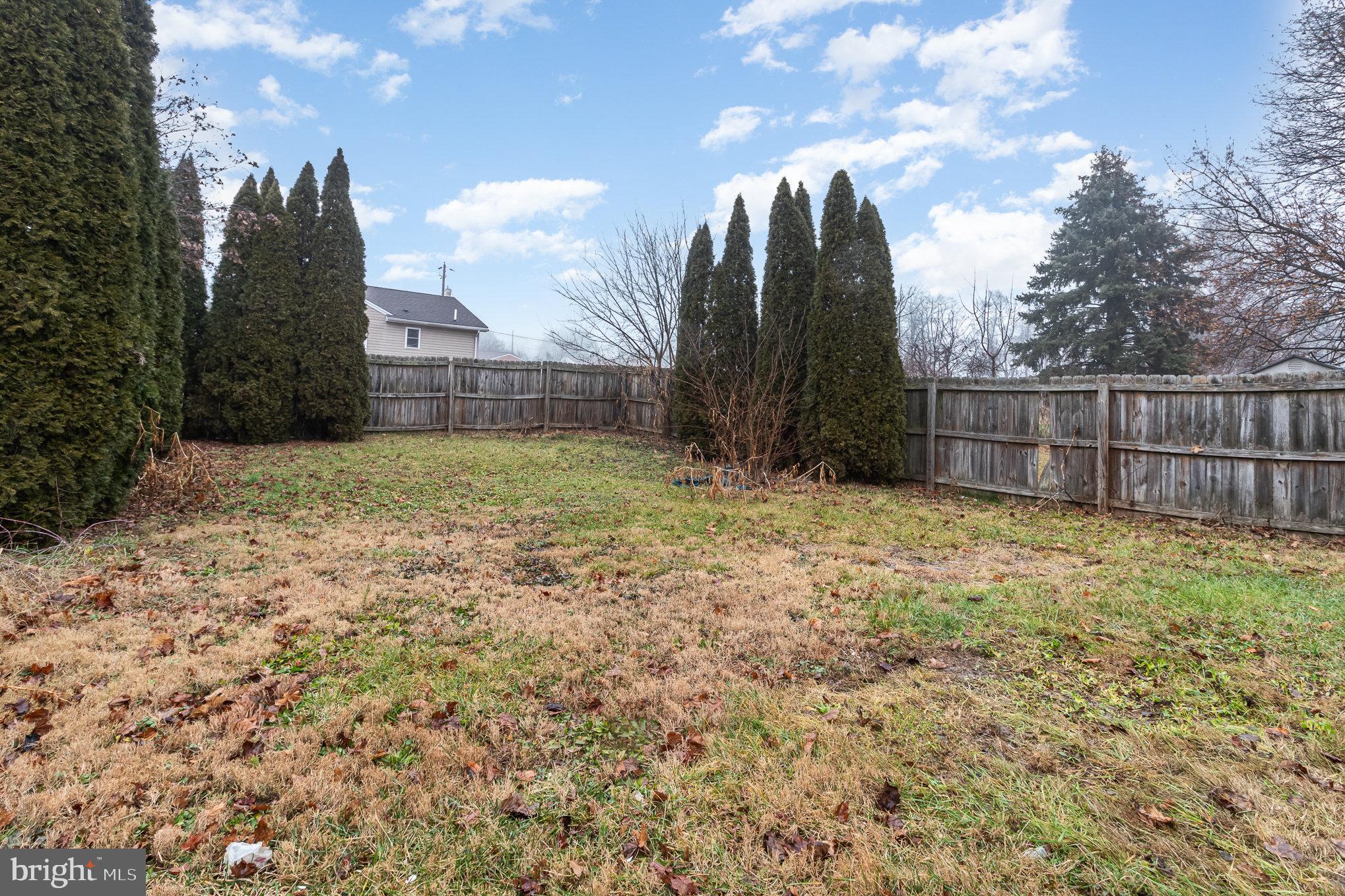EAST PENNSBORO - Residential