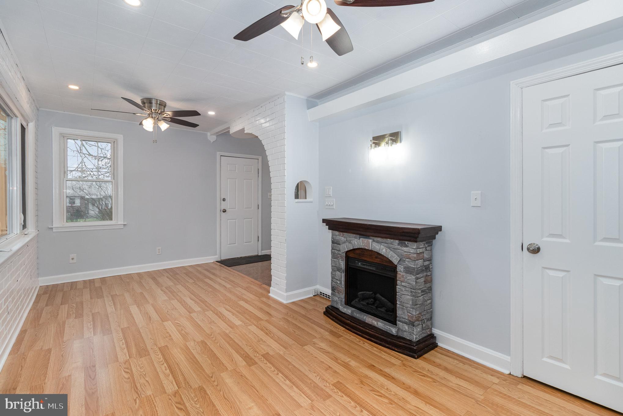 EAST PENNSBORO - Residential