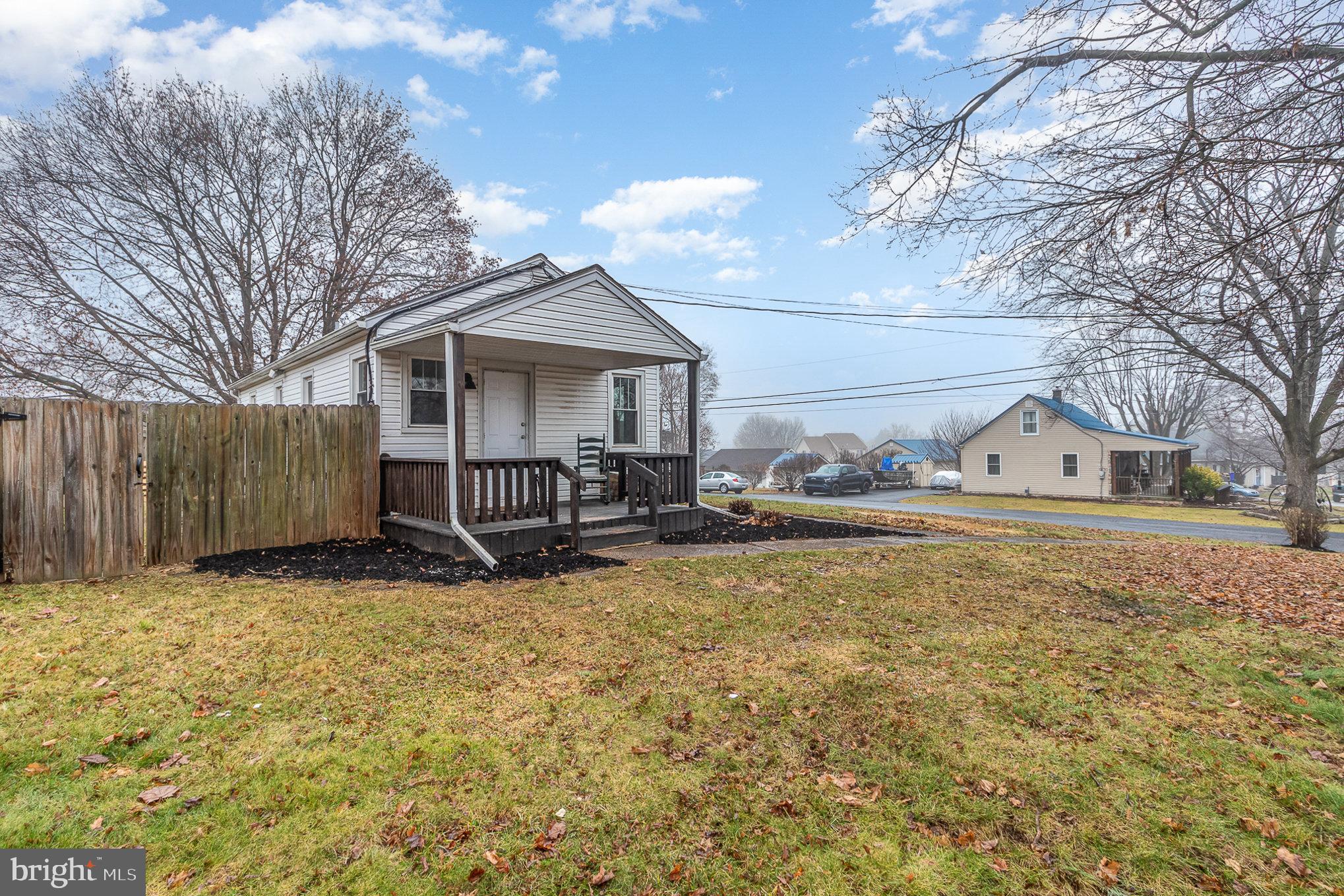 EAST PENNSBORO - Residential