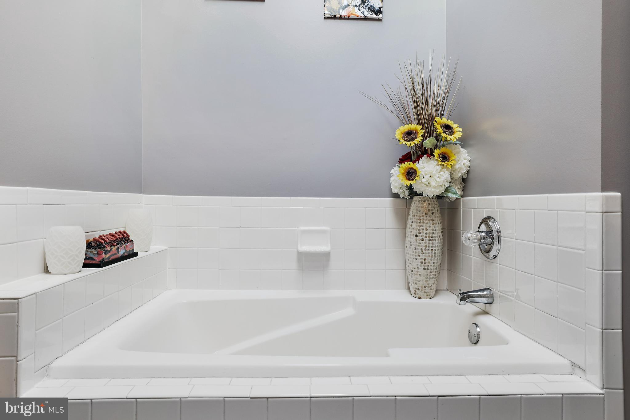 RUSSETT - Residential