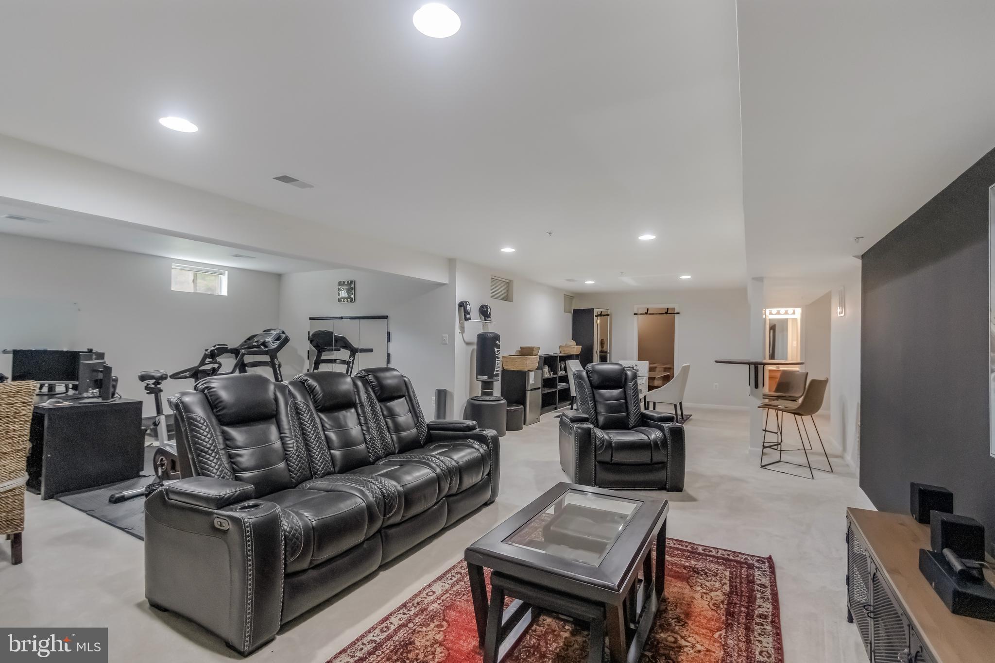 MELWOOD SPRINGS - Residential