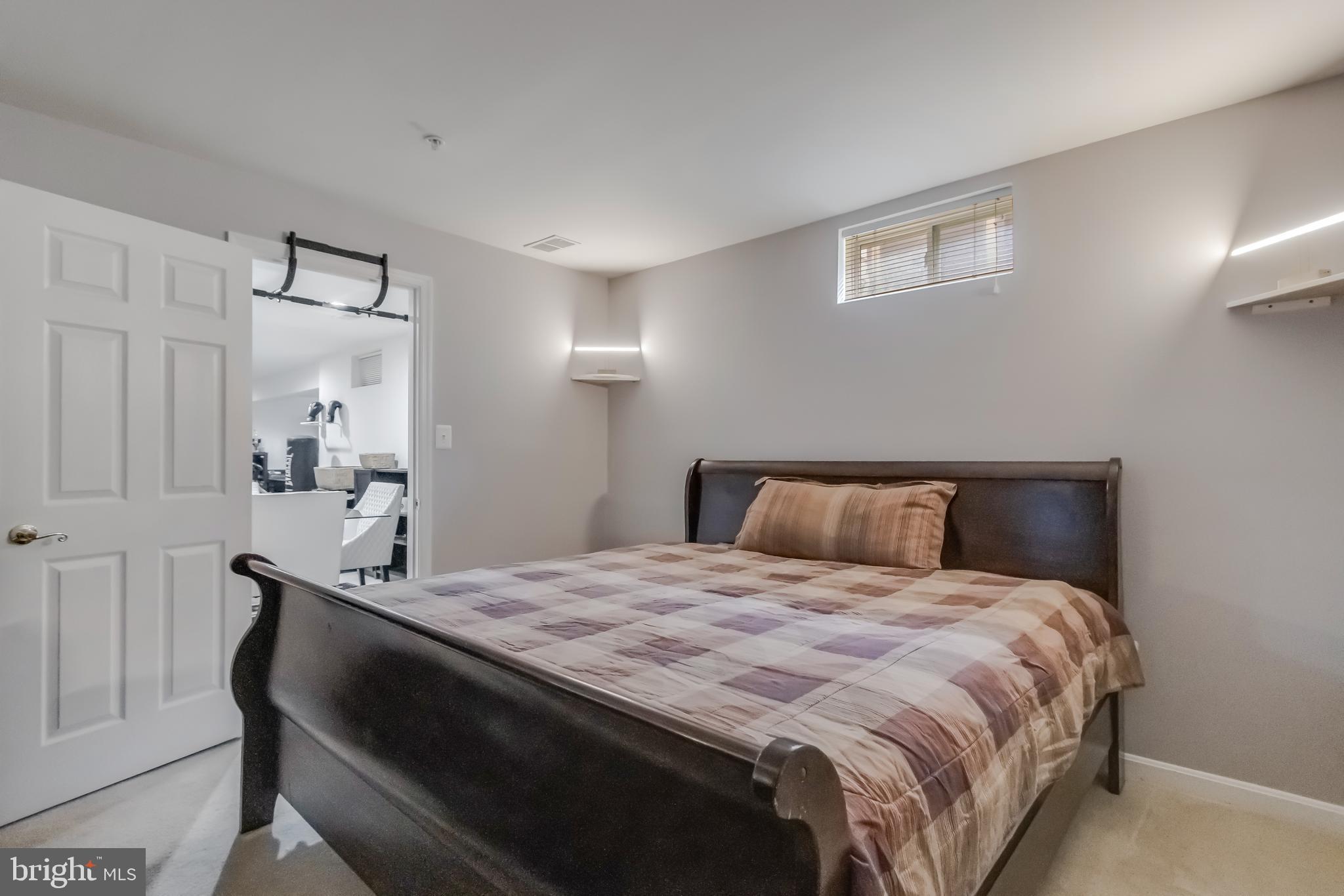 MELWOOD SPRINGS - Residential