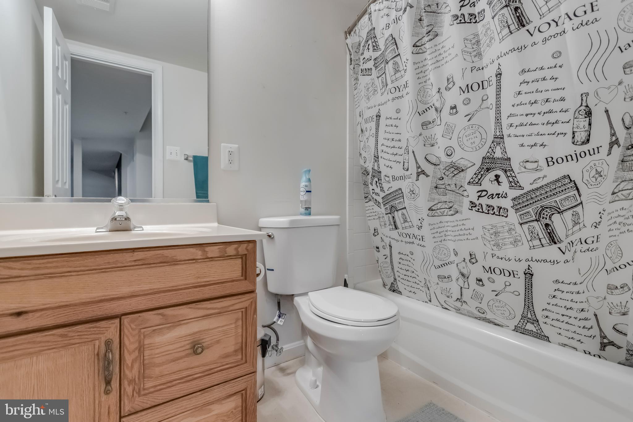 MELWOOD SPRINGS - Residential