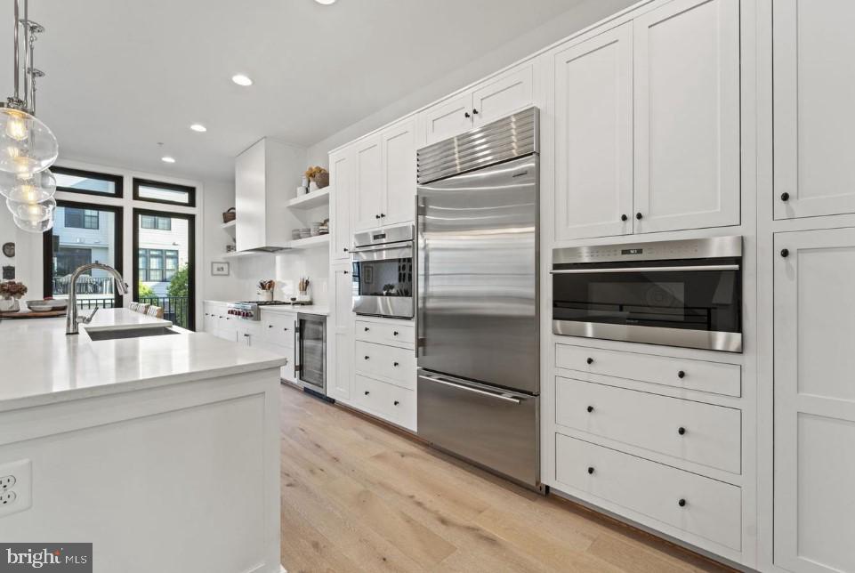 ONE LOUDOUN - Residential