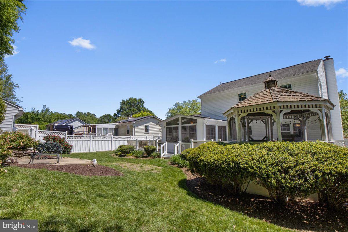 MARLBORO MEADOWS - Residential