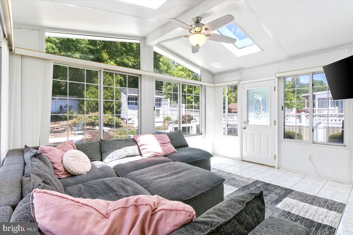 MARLBORO MEADOWS - Residential