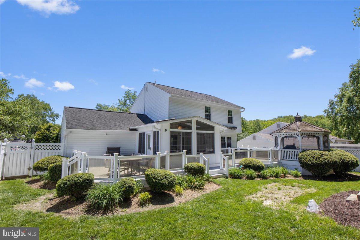 MARLBORO MEADOWS - Residential