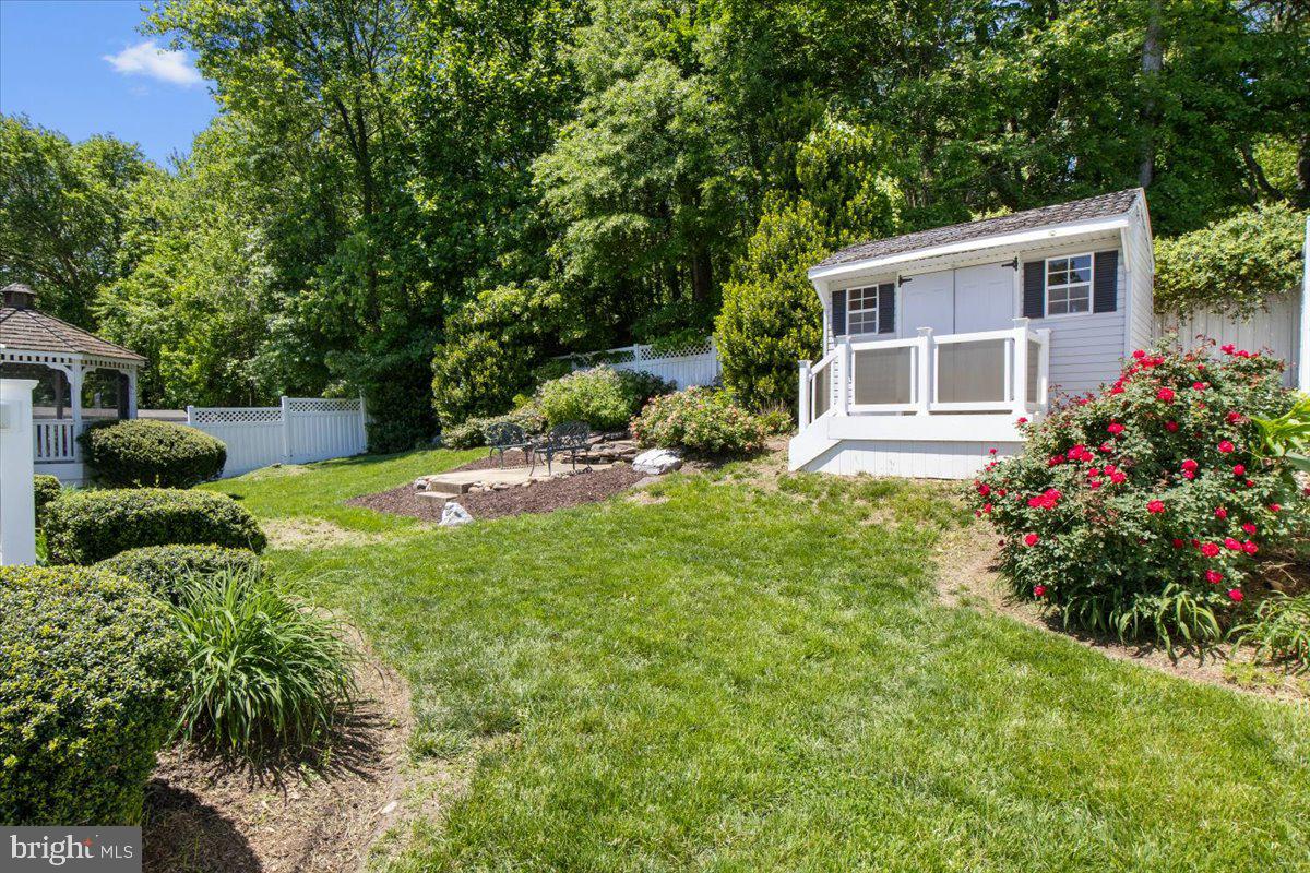 MARLBORO MEADOWS - Residential