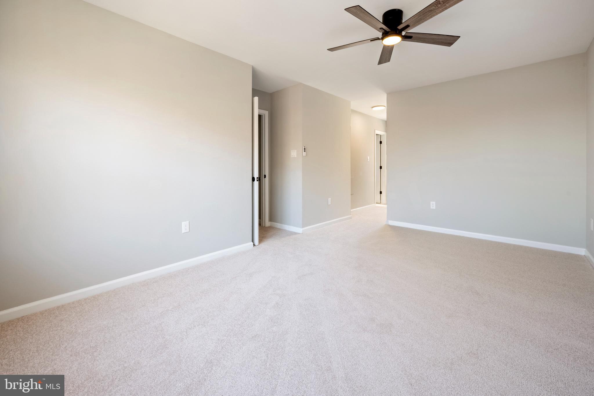 MONTCLAIR/COUNTRY CLUB - Residential